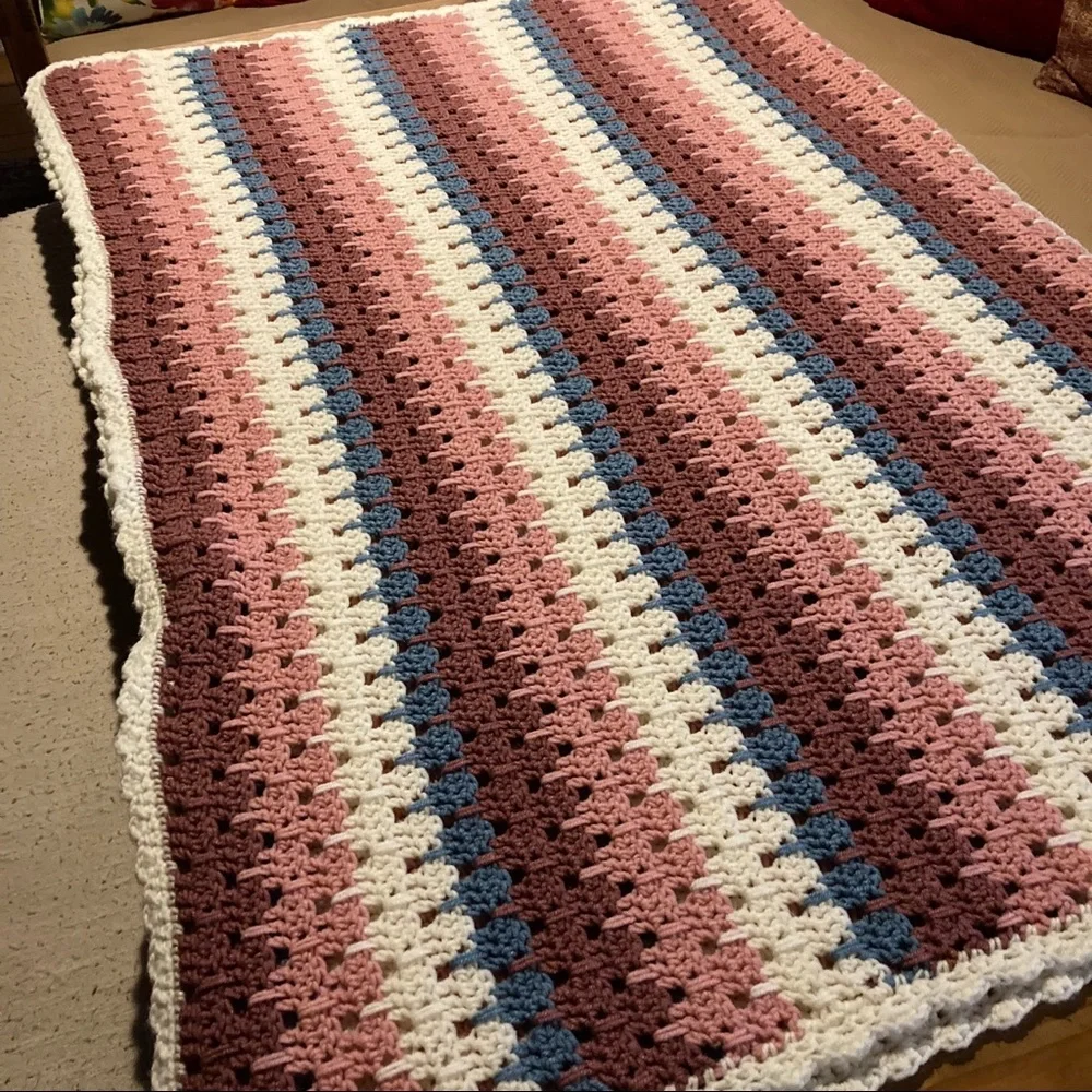 Large Handmade knit blanket_10